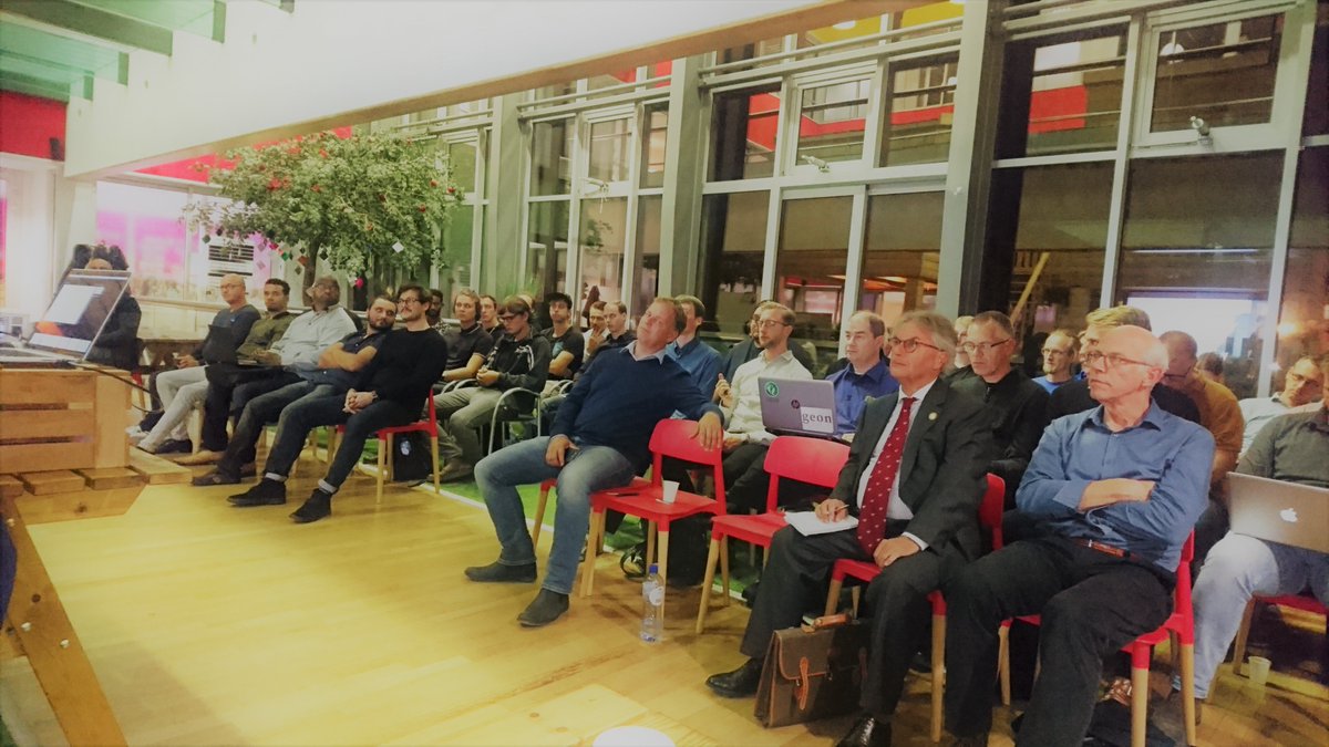 BlockchainTech2's tweet image. In aanloop naar de grote #blockchain hackathon in #Groningen wordt op 4 april in jip-en-janneke taal blockchain uitgelegd door professionals van @IoTNederland, #BchainWise @NathalieVenema, @qnh_nl, en @Berenschot_nl.  Aanmelden via: goo.gl/sWd9qS  #Gewoon #Doen #NL