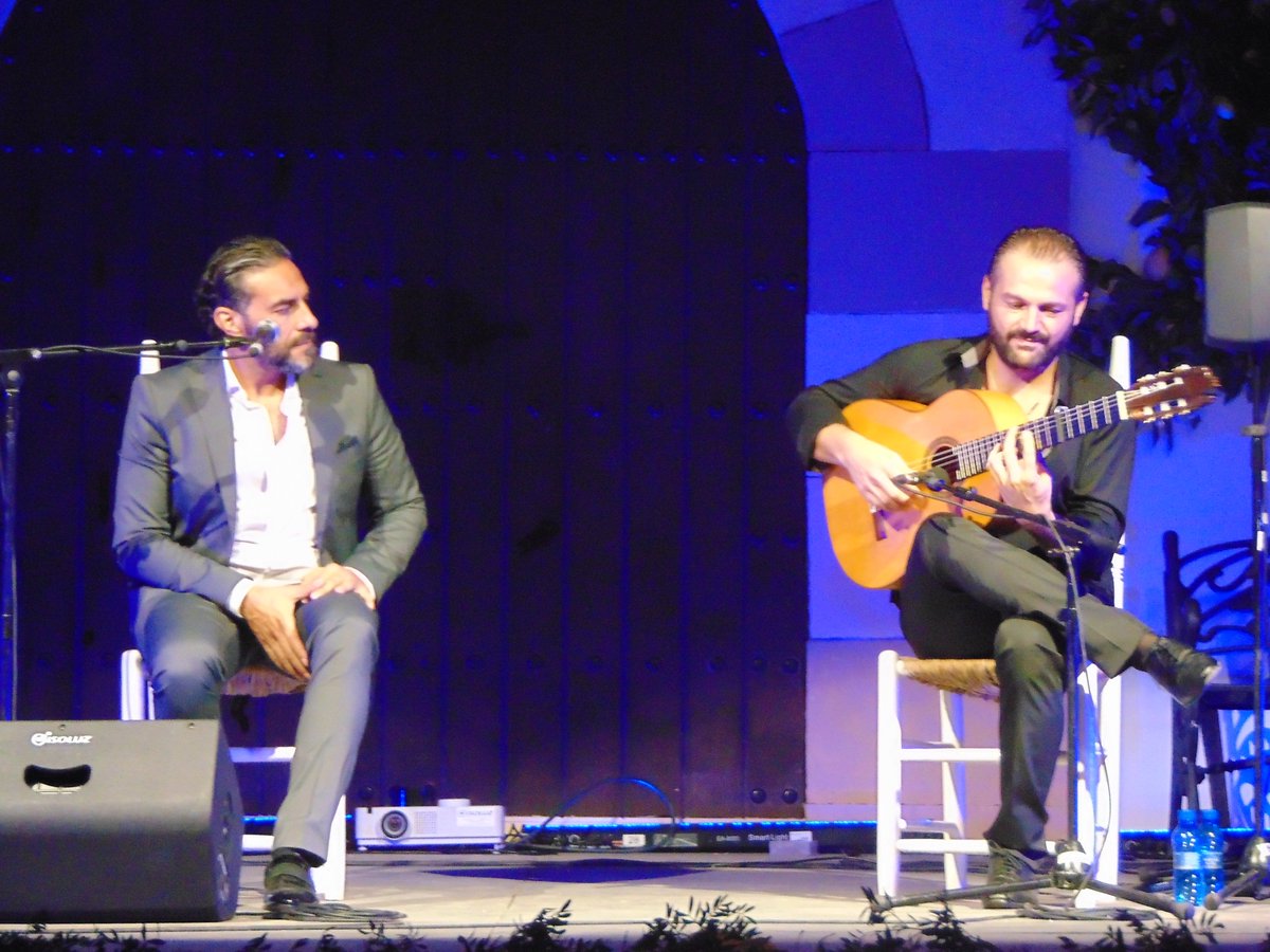 ¡El Festival Flamenco Castillo del Cante 2018 ya va tomando forma! Y como adelanto de lo que será un gran cartel hoy podemos anunciar que tras el éxito del año pasado, Pedro El Granaíno vuelve a subirse a las tablas de nuestro festival. #Ojén #CastillodelCante #FestivalFlamenco