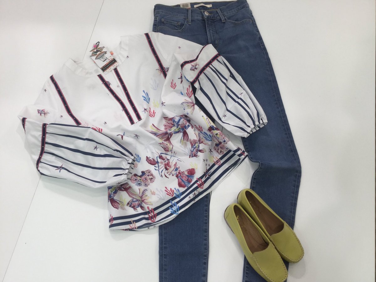 GoldingNew's tweet photo. Outfit of the week
#vilagallo #levijeans #vandalshoes #instorenow https://t.co/c2hX73412v