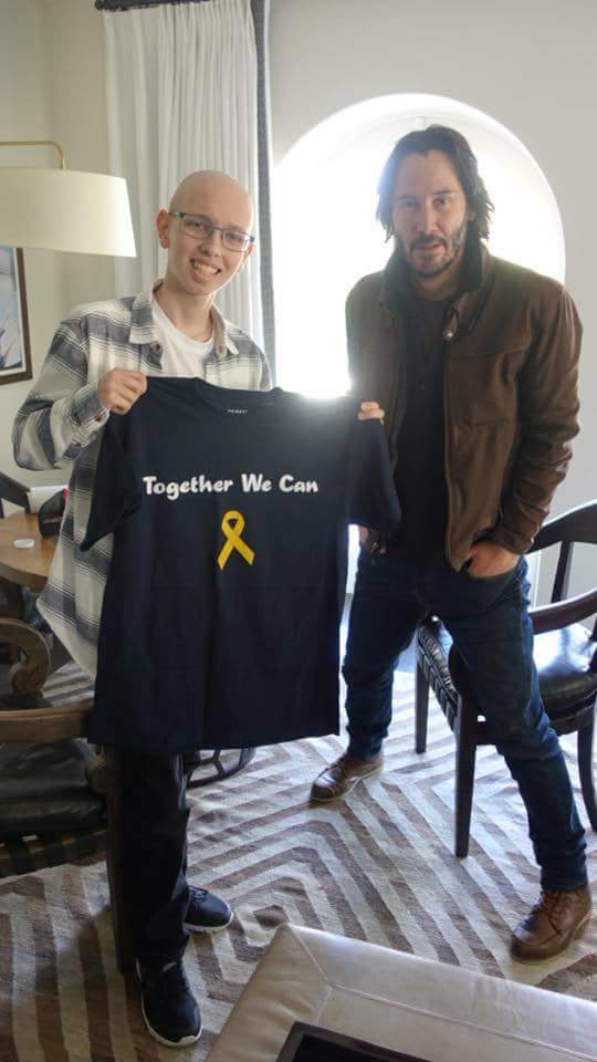 Keanu Reeves TheClub will run for "Make a wish" at Milano marathon 8th of April. We run to support the association and in the memory of Nathan Mcgarrett. KR TheClub partecipera' con staffetta benefica per "Make a Wish" e in ricordo di Nathan ❤ #nathanstrong #makeawish