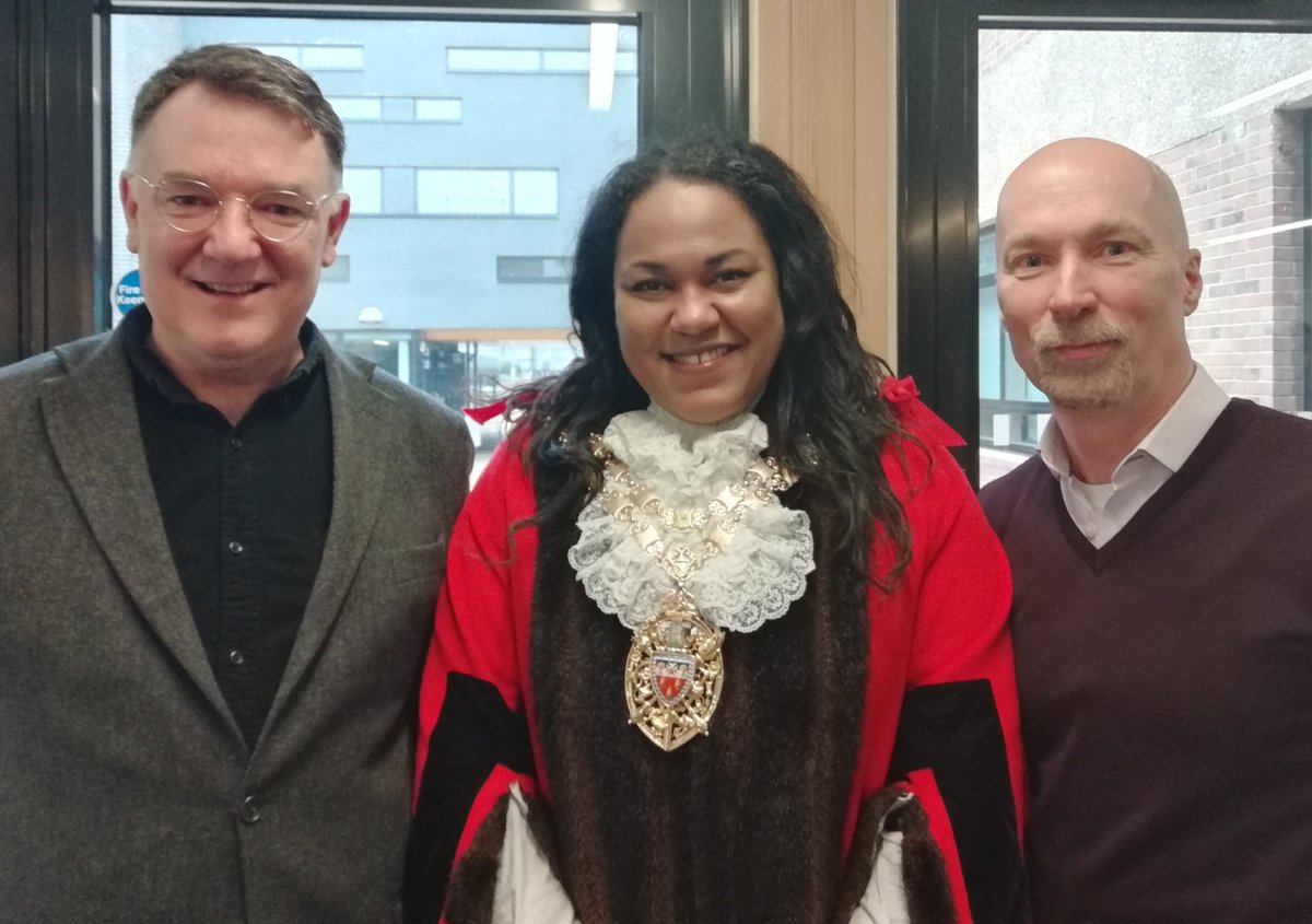 ChrisLaneLonMet's tweet image. Hi Soraya @HackneySpeaker - it was fantastic to meet you on Saturday @HYOrchestra @StokeySchool. Thanks for coming to the concert + giving a lovely personal speech about the value of music education. Good to hear about your plans that might involve a course @LondonMetUni too!