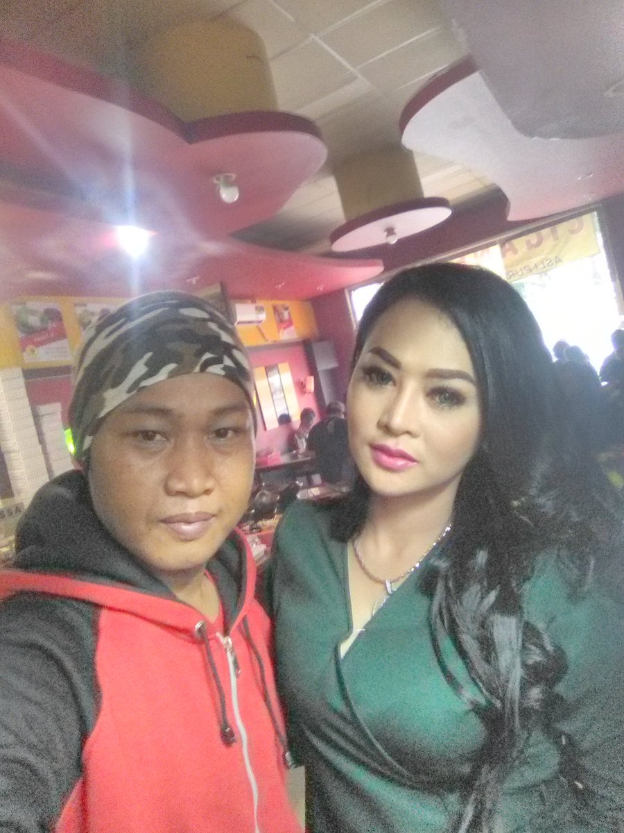 Wan Abud tweet media