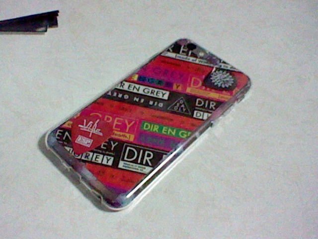 禍藍 がらん スマホをバンドのグッズでデコってしまった 保護シールをマステでデコって上にピックをつけてスマホの縁もマステでデコって上から透明のカバーを被せる 柄物ばっかりだからかなりうるさいデザインになってしまったが T Co Snv0kjoej6 禍藍 がらん スマホをバンドのグッズでデコってしまった 保護シールをマステでデコって上にピックをつけてスマホの縁もマステでデコって上から透明のカバーを被せる 柄物ばっかりだからかなりうるさいデザインになってしまったが T Co Snv0kjoej6