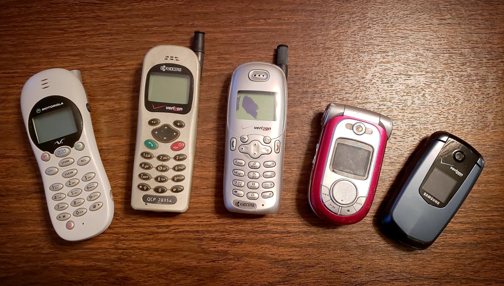 Old Motorola Verizon Phones