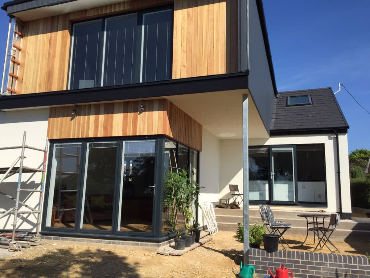 BifoldNetwork's tweet photo. House make overs from the Bifold Network - made to measure doors, windows &amp; #bifolds, any shape or colour #MadeInSheffield https://t.co/i8JU89xQVQ https://t.co/WiXkt7DYwH