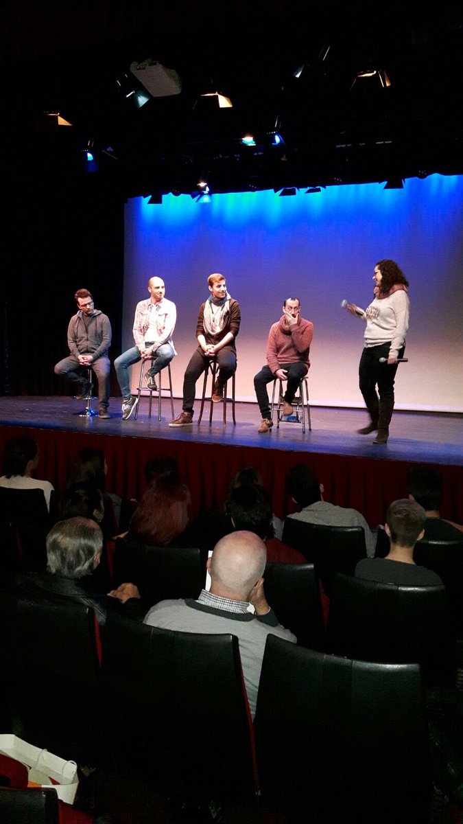 TopTeenCor's tweet photo. Avui hem estat a la roda de premsa per parlar del concert que farem al @JT_Regina dins el cicle #ahappyspring amb els companys de @agrupvocal @acustic5oficial i #Jarks . Amb moltes ganes!! https://t.co/PgGhi3y9BQ
