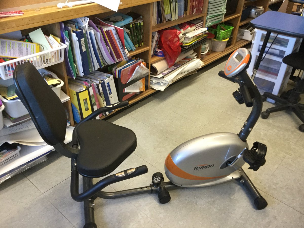 baggio_tamara's tweet photo. I wonder how many km a day this baby will go????#learninglooksdifferentinhere #makinglearningpossible #flexibleseating @baggio_tamara @beverly_HWDSB https://t.co/RkQHsZEk8K