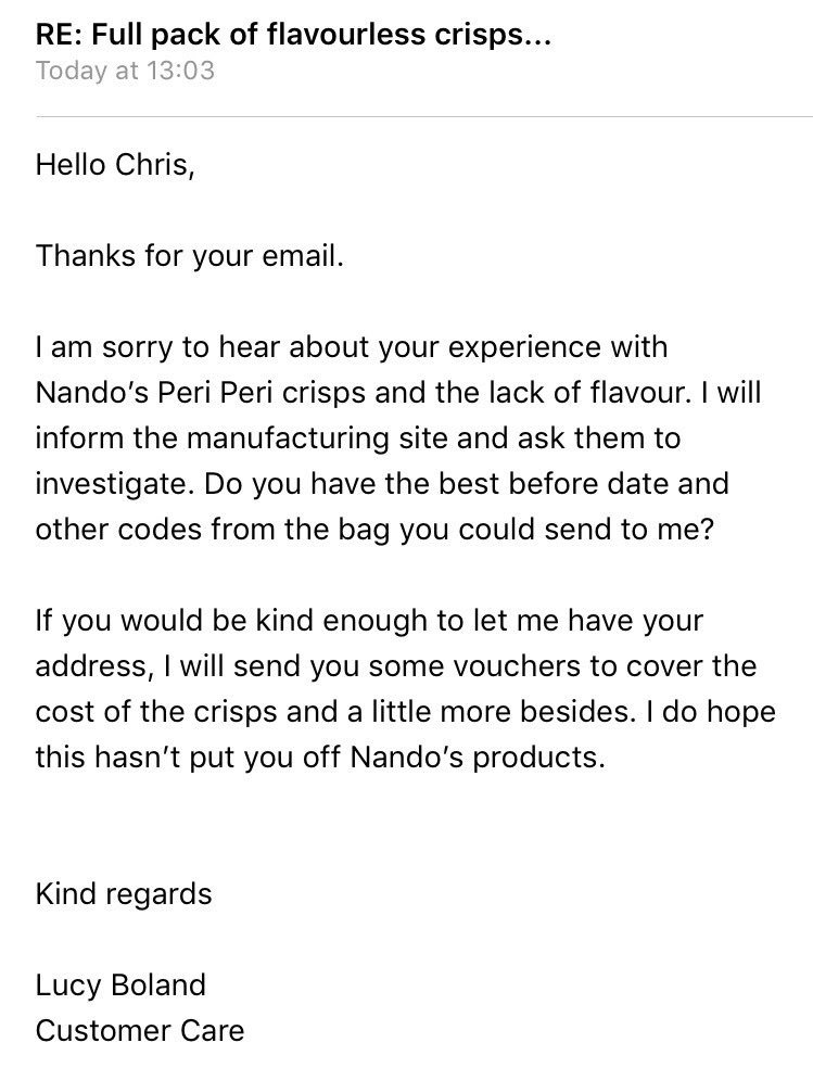 EliteEchoGaming's tweet photo. @NandosUK @NandosUSA Nandos being absolute legends when you buy a full pack of flavourless crisps! https://t.co/oKj2PqWMLT