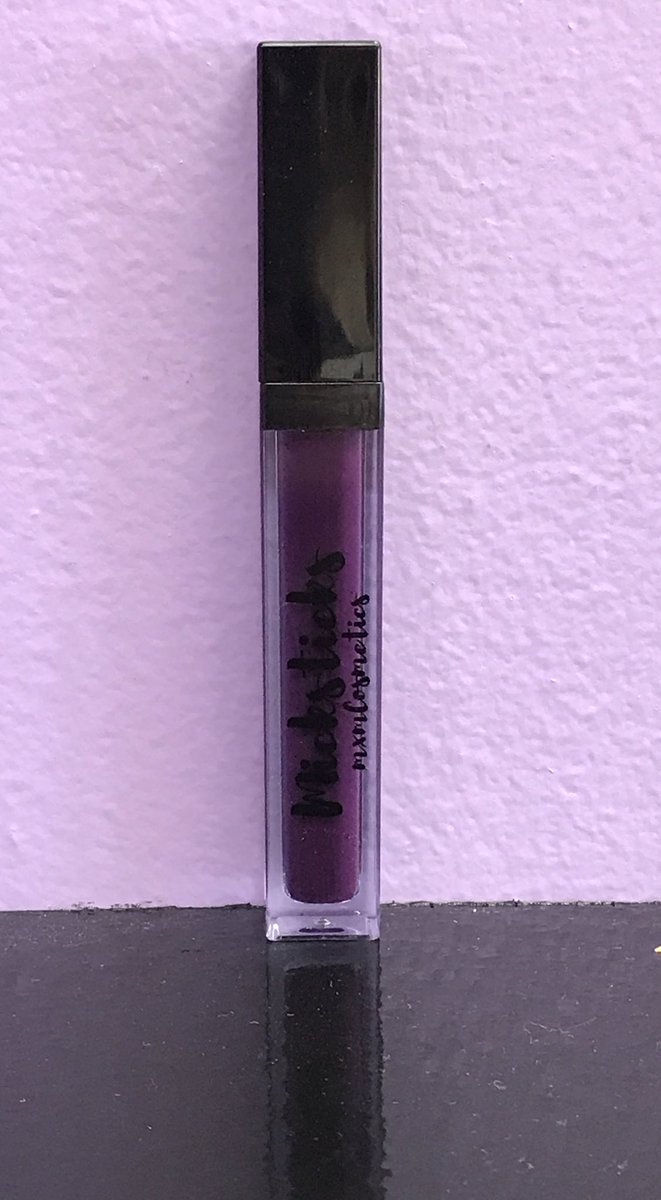 micksHottie's tweet image. Visit us in store at MxM Beauty Bar or online at mxmcosmetics.com to purchase your 24 hour wear MICKSTICKS