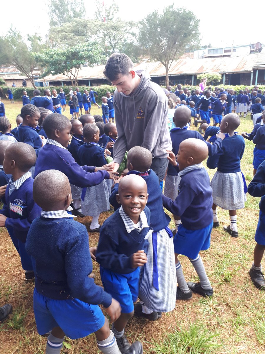 StrathKenya's tweet photo. Early start and great first morning's work in @StrathKenya #MashimoniSPS in Kibera Wonderful to see the @StrathallanSch pupils morphing into teachers #DevelopingCapacity #We❤MSPS https://t.co/jdHAJjKXn6