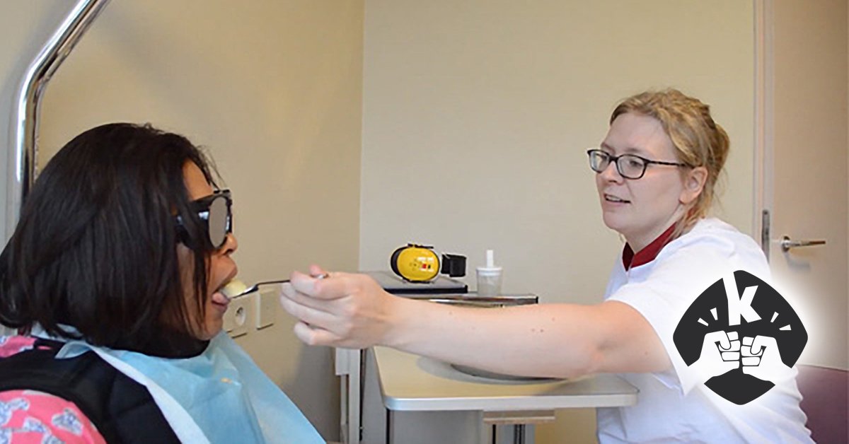 goo.gl/xDjrvk > #zorgsector Hoe jonge mensen en werkzoekenden dicht bij huis opleiden en (extra) vorming geven? Samen met de provincie Antwerpen hebben o.a. Kris Breugelmans van Woonzorgcentrum Lindelo en Ria Engelen van Hivset daar hard voor geknokt.  #kempenknokkers