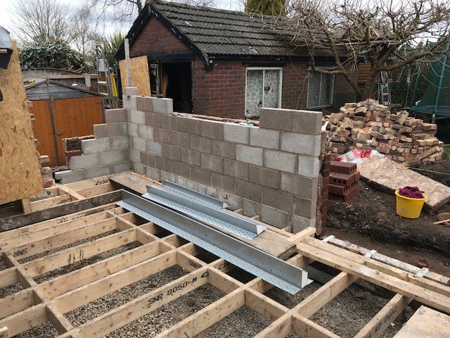 MasterTradesmen's tweet photo. Double-storey #extension in #Sale underway @ZenithConstruc1 #MasterTradesmen #Manchesterbuilders https://t.co/GhHXQ6Yrxf