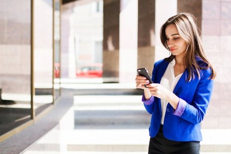 anthonymorri_95's tweet image. #AugmentedRealityCompanies, #AugmentedRealityHardware How China is rebooting retail goo.gl/Xu7tku