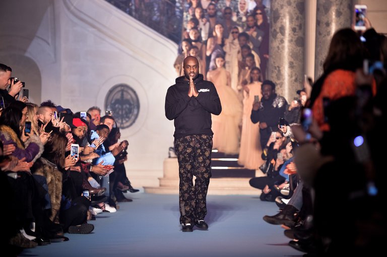 bhadi5's tweet photo. #Virgil_Abloh’s #Louis_Vuitton Move Splits Opinion on Reddit https://t.co/J0gf0GTaGz https://t.co/RIlUQxiIot