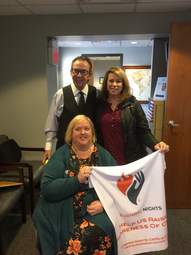 CRPSguru's tweet image. It was fantastic to finally meet Dr Cooney from @CalmareNJ today! The day was further enhanced when we met one of Dr Cooney’s #CRPS patient’s, Star. Thank you for taking time out of your busy schedule to meet my husband &amp;amp; I from @BNightsCRPS #Calmare