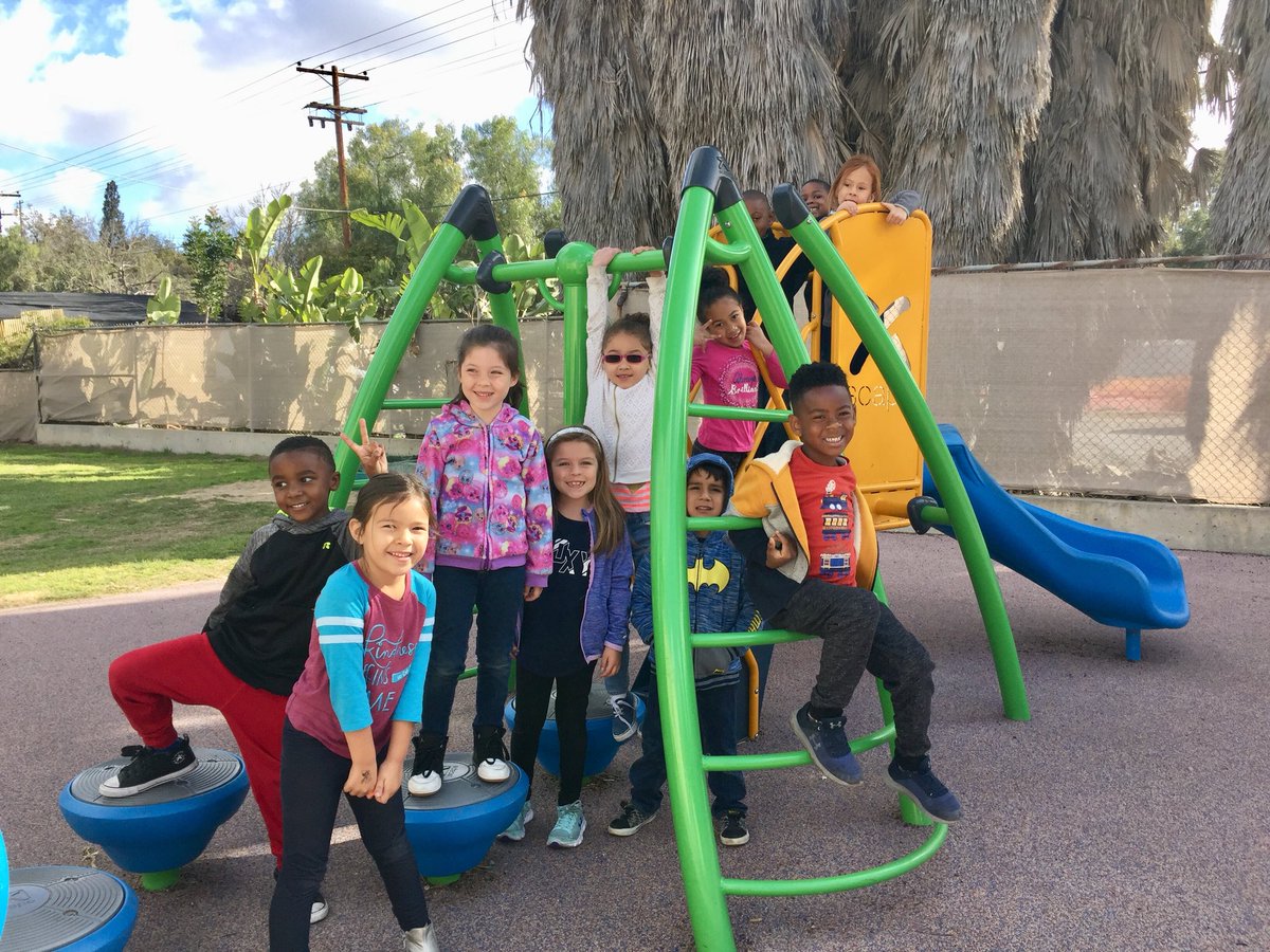 LMSVSchoolsESS's tweet image. ESS is the place to be during spring break! @AvoESS @Bancroft_ESS @KemptonESS @LaPresaESS @RanchoEss #ESSRocks #RecessTime