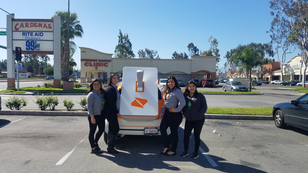 20/20 team loving the switch car @SPG_Claudia <a href="/prailpcs/">Patrick Rail</a> <a href="/t_tuor/">Tony Tuor</a>