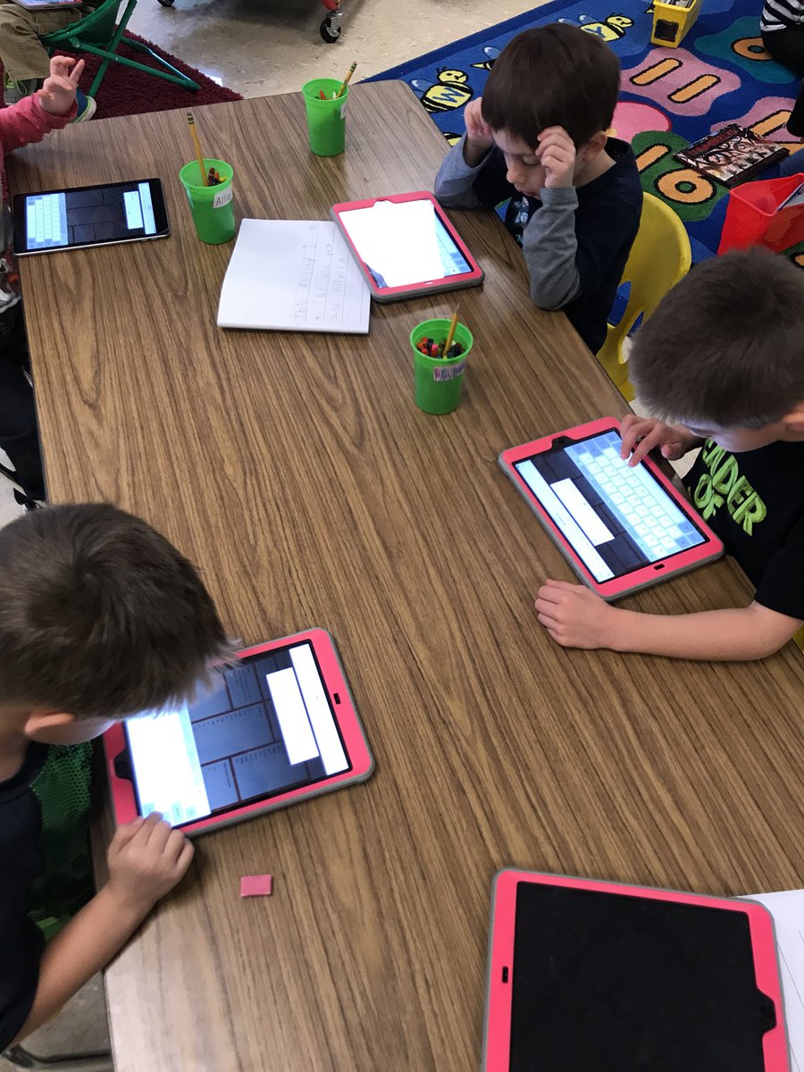 VinsonsKinder's tweet photo. Kindergarten students using @padlet to work on sight words/ word work. #cehornets #hornetsr2 #Elite8Tech https://t.co/y6fGdBORIo