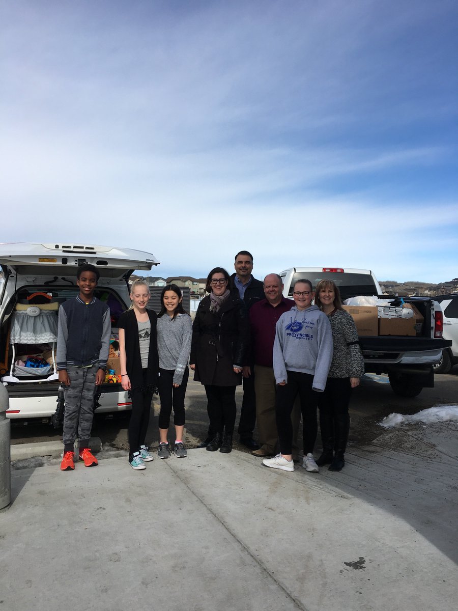 GuardianASchool's tweet image. Guardian Angel confirmation students’ Lenten social justice project comes to an end. Great job collecting baby donations for St Anne Academic Centre KARA program. 
@CCSD_edu 
@StAnne_CCSD 
@saintmichaelyyc