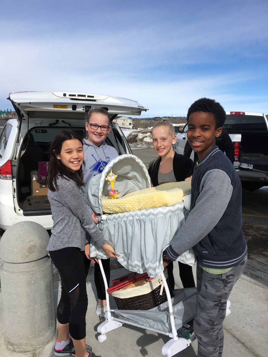 GuardianASchool's tweet image. Guardian Angel confirmation students’ Lenten social justice project comes to an end. Great job collecting baby donations for St Anne Academic Centre KARA program. 
@CCSD_edu 
@StAnne_CCSD 
@saintmichaelyyc