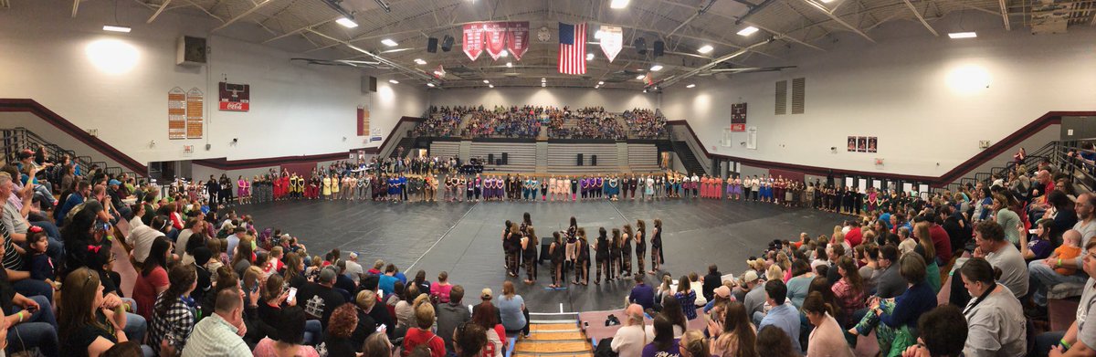 SHRaiderBand's tweet photo. Our SCGC show this past weekend was a huge success!! We had 62 groups on campus, and the volunteers absolutely crushed it! Thank you, everybody!!! @grzybowskic @cjmarczak @MCPSsportsinfo https://t.co/rsb5jEmpmN