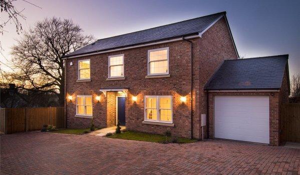 Zoopla's tweet photo. How you can maximise your home's kerb appeal? https://t.co/rpghRzy5Uf   #kerbappeal #property https://t.co/U34CS2DzuO