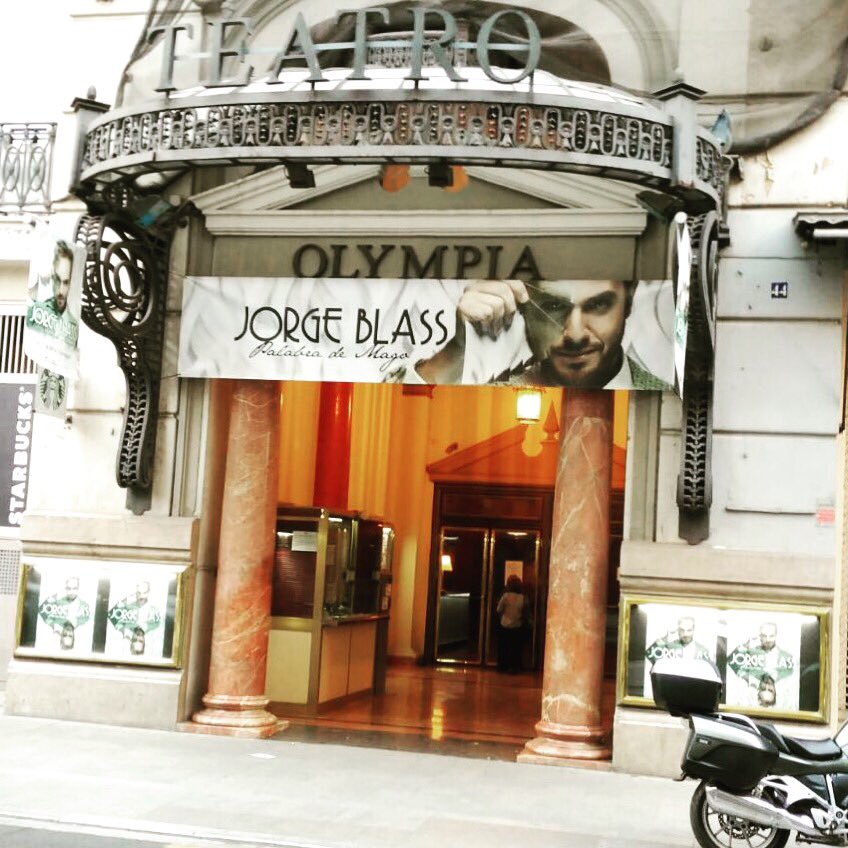 jorgeblass's tweet photo. Algo mágico va a suceder aquí en los proximos días... #Valencia @teatroolympia #PalabradeMago  7 únicas funciones! #SemanaSantaMagica Que no te lo cuenten! Info y entradas aquí: https://t.co/UnvesWCqeI https://t.co/chJuPbIPpD