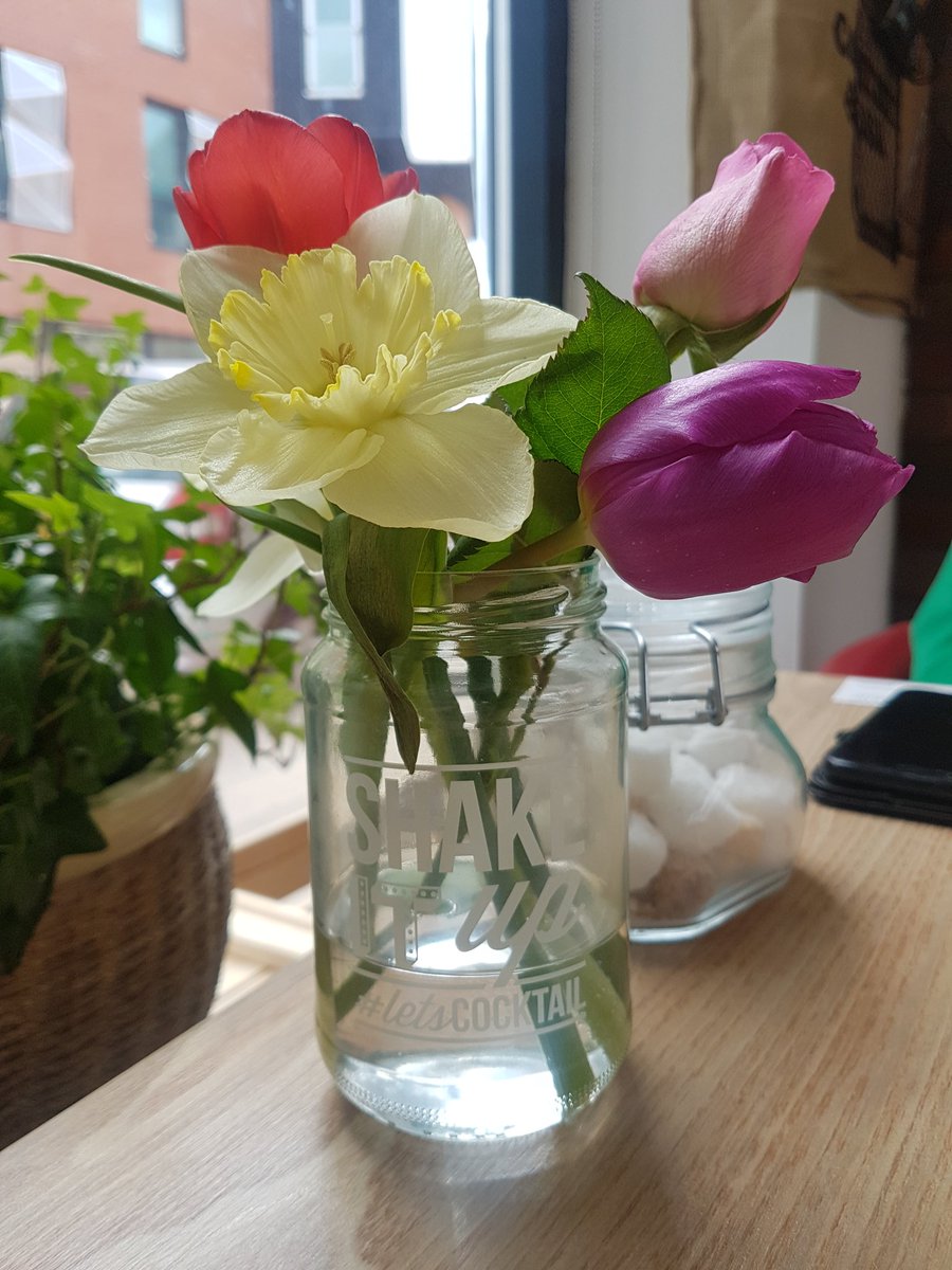 KelhamConnect's tweet photo. Enjoying one of the newer locals #TheGatehouse #KelhamIsland #KelhamIslandConnect @FandHCoffee https://t.co/jZSOgGNrrl