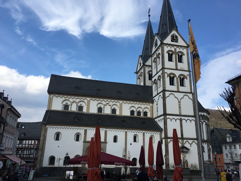 LlanCollMusic's tweet photo. On our way down to Boppard for tonight’s concert in Sankt Severus. #LlanCollGermany2018 https://t.co/paApxpGvNb