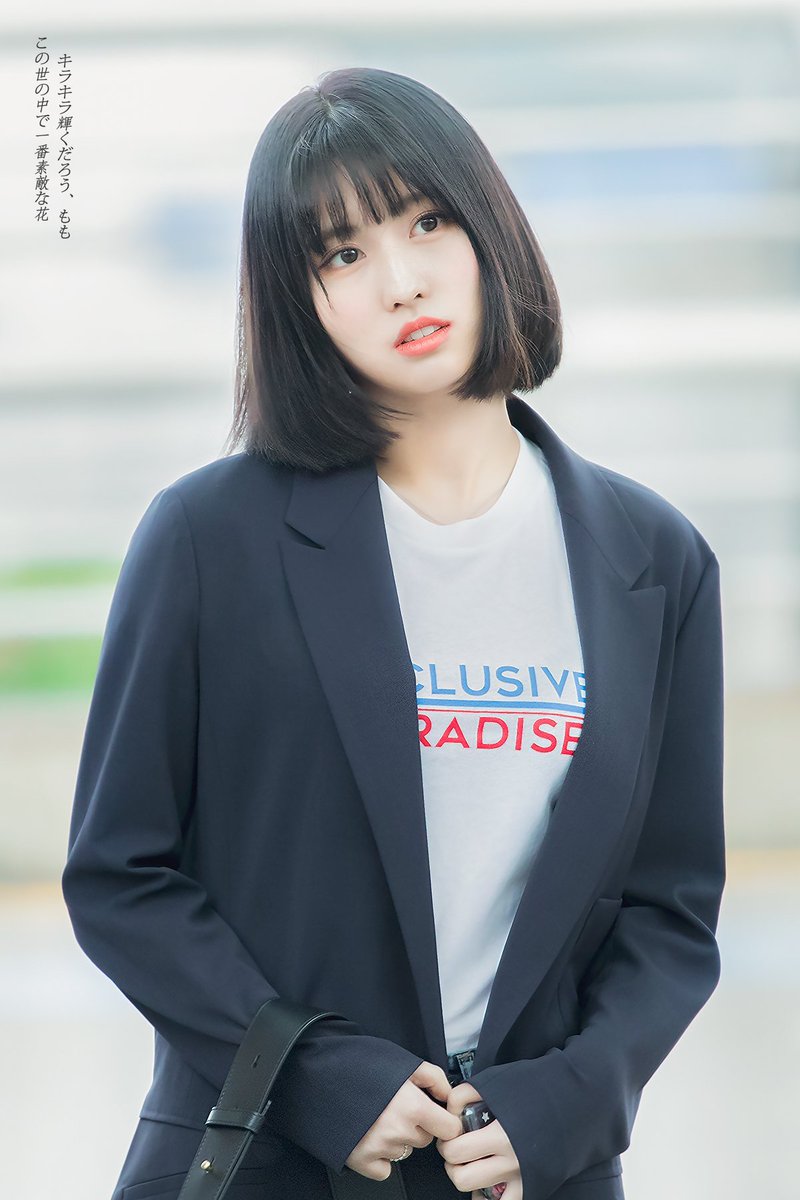 twonces's tweet photo. °:･ﾟhirai momo °:･ﾟ https://t.co/kVORBxHGGW