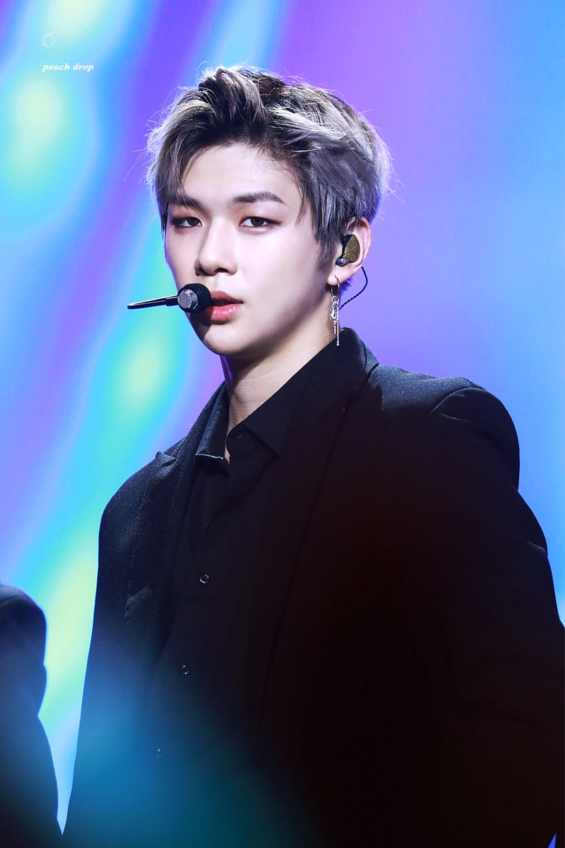 peachdrop1210's tweet photo. 갓칠레 ❤️ 갓다니엘 ❤️

#강다니엘 #워너원 #WANNAONE https://t.co/xZaXsTFhj9