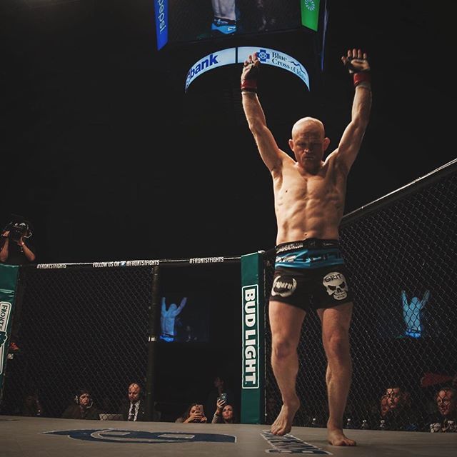 tigatu's tweet photo. Entering the week like 💯 Make it a good one everyone 🤘🏼#boots #champ #frontstfights https://t.co/oHAzWm6H7G https://t.co/w4ow3aPMcc