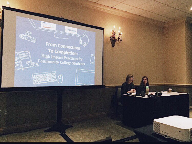 katie_trin's tweet image. Great morning presenting @CCatNCTC initiatives with @klohnames 📚🎓 #GDEC18 #FYE #studentsuccess