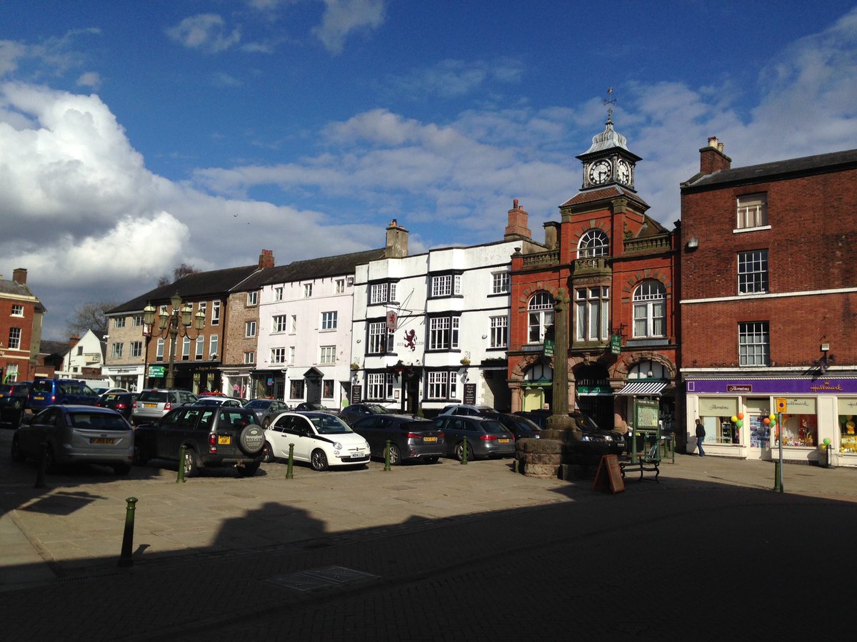 StovePlaceLeek's tweet photo. Just loving the sunshine here in Leek Market Square! #LeekMarket #ClearviewStoves #PeakDistrict #Spring #Staffordshire #LoveLeek https://t.co/Dr0WVjeAlv