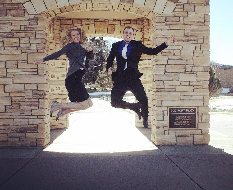 alyssayocky's tweet photo. HEY SKYHAWKS💙💛
Vote for Chance and I for student body President and Vice President. We are the ONLY exec team with a student athlete running. We strive to represent our student athletes and improve our school spirit. Take a CHANCE on us. Vote: https://t.co/nDX6ye64YS https://t.co/kQajrYkxQl