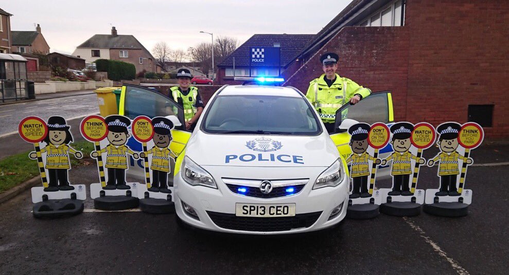 School_RdSafety's tweet photo. @GreenockPolice
If you need to tackle #School #ParkingProblems
look at these #RoadSafety #Kids #Police #SCP
#WatchYourSpeed #ZigZagParking #CautionChildren
Choose any wording #Multicultural #Reflective #UniformColours #ParkSafe
For more info contact carol@signsdirect.co.uk https://t.co/vpFfnoqk0v