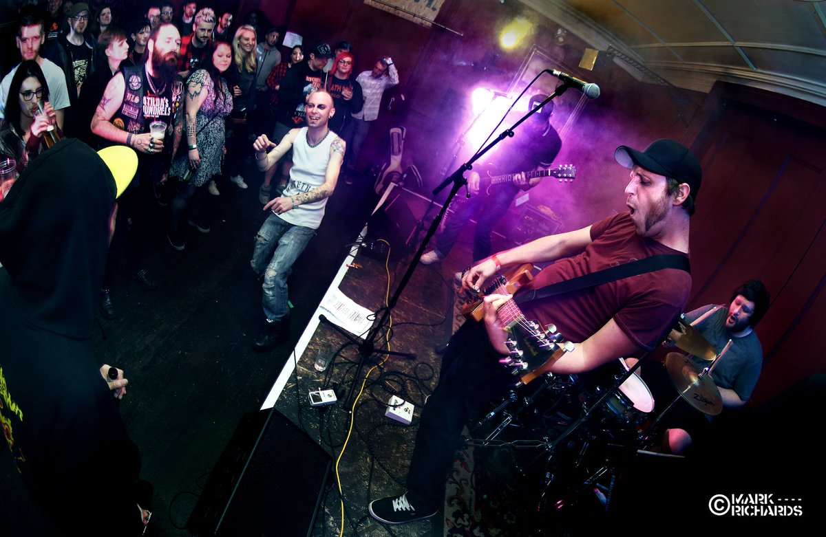 Big Thanks to everyone at <a href="/BrokenArrowMag/">Broken Arrow Magazine</a> for putting on a cracking weekender here at the Palace! Pictured: Spoilers by the awesome Mark Richards! #BrokenArrowPalaceTakeover #Punk #Ska #DIY