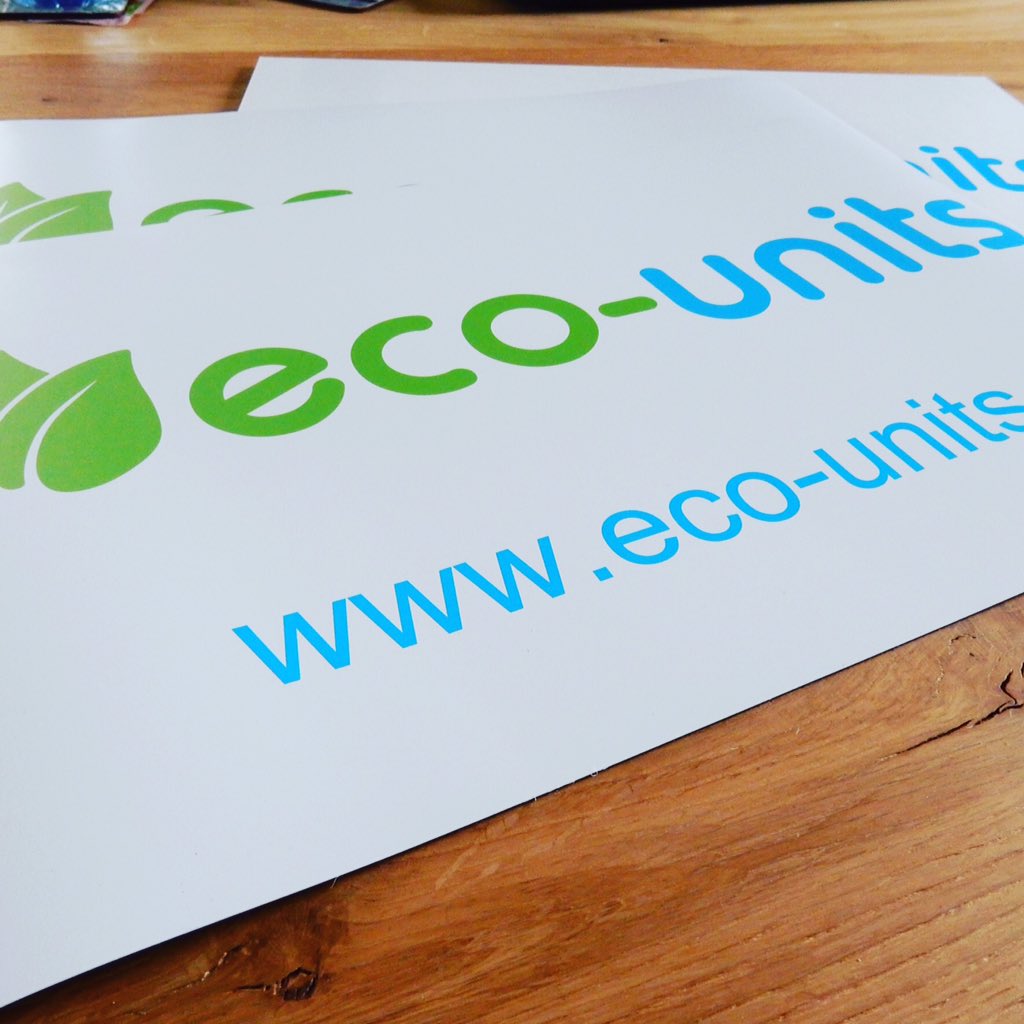 eco_units's tweet photo. Hoe zorgen wij ervoor dat buurtbewoners elkaar vaker ontmoeten? Voor deze CityChallenge van gemeente #Etten_Leur heeft onze Eva de @eco_units popup store ontwikkeld. We zijn ontzettend trots dat Eva is doorgedrongen tot de laatste 10 (van 156 inzendingen!). https://t.co/5WKdvqT8mm