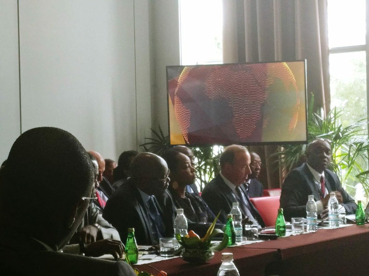 cinalawson's tweet photo. Avec la transition digitale au #Togo nous avons créé le portail https://t.co/Tz8a1nA4U7 pour permettre aux citoyens d'accéder à tous les sites de l'administration ainsi qu'aux démarches administratives. 
#ACF2018 #IamACF #tgtech 
cc @africaceoforum https://t.co/9PL3xDpN5j