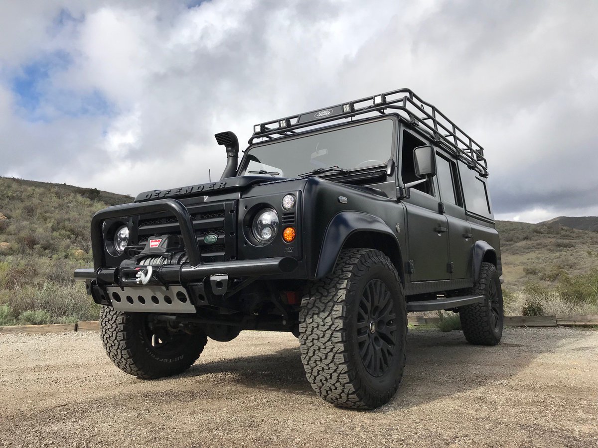ECDautodesign's tweet photo. Lead Me, follow me or get the heck out of my way!  This is how you bring on the work week in a custom ECD Defender. #ecd #eastcoastdefender #ecdefender #defender #defender110 #motivationalmonday #carsofinstagram https://t.co/X8gjr8cmYY