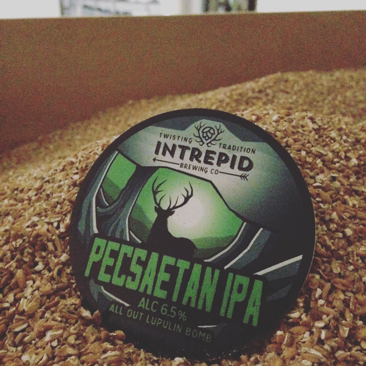 intrepidbrewing's tweet photo. Look what's making a return tomorrow 😱I can't believe it's been nearly a year since I last brewed this. Pre-orders being taken for when it's ready as this won't hang around at all!
.
.
.
#hoplover #bigipa #hops #craftbeer #drinklocalbeer #madeinthepeakdistrict #slowbeer https://t.co/vy21nyEIBQ