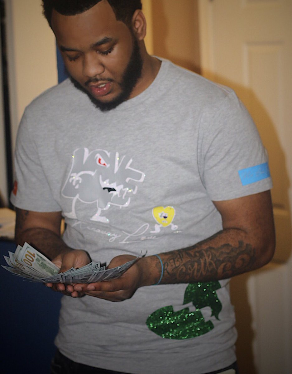 tstrxtr's tweet photo. #DiddyWorld ✖️💯❤️ My brotha Foreva https://t.co/te4FO8ZeDS