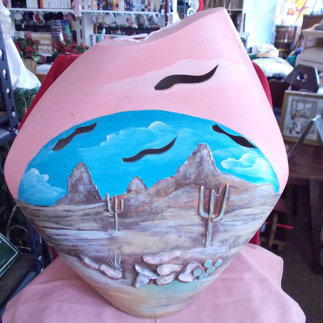 benualskc's tweet photo. You're not going to find what you're looking for at just any store. Visit our website to see what we have!
https://t.co/Gg8oEDwI0R  
#thrift #online https://t.co/DFRT0P5oRl