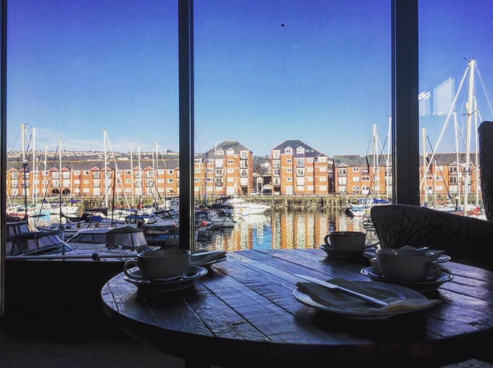 quaythreelounge's tweet photo. You won't find a better venue for meeting space or celebrations, you can't beat this extraordinary view from The Lounge! #SwanseaMarina #view #meeting #event https://t.co/Oxc1paadGW