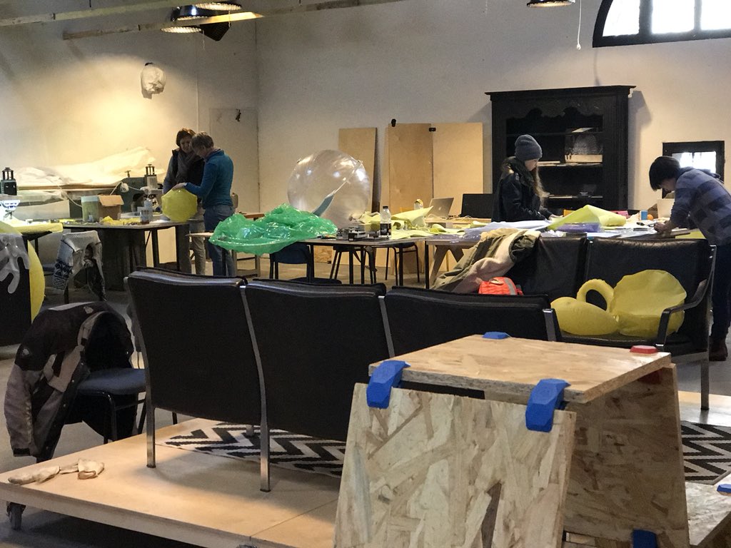 DoTankcc's tweet photo. #austria #workshop #byartprocess https://t.co/DahAfcyhOp