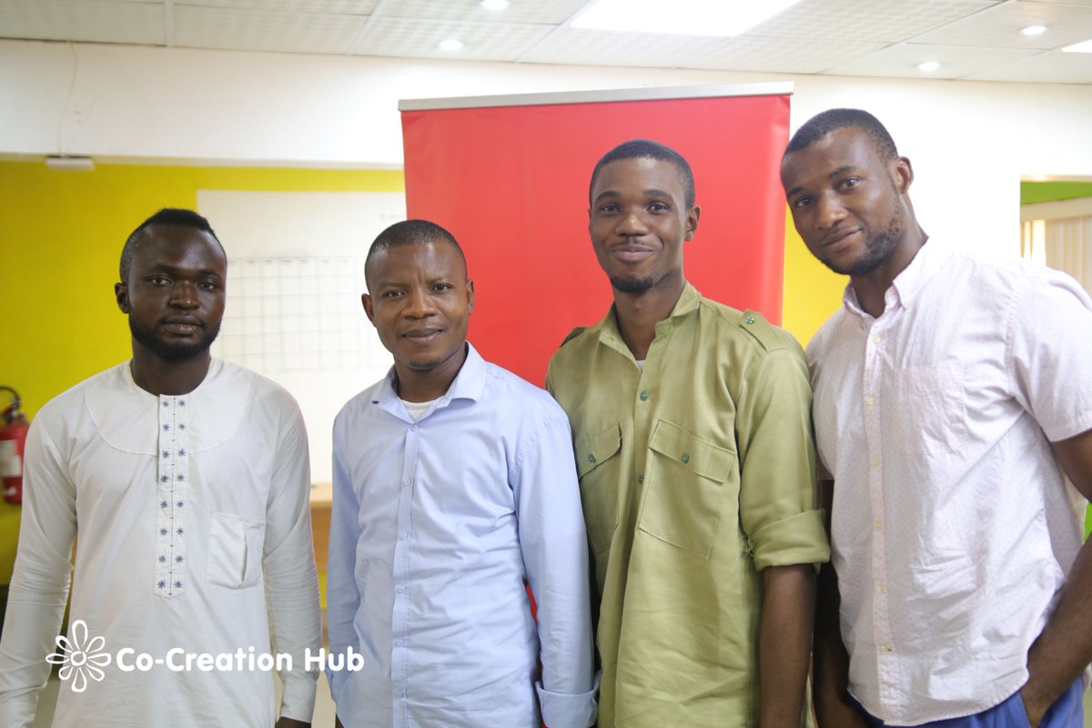 Cc_HUB's tweet photo. Great interactive learning session on Machine Learning with Team @Oracle_Africa and Cloud Platform Specialist, Olawale Obasola. #CcHUB #Oracle https://t.co/aeGNCRVyvy