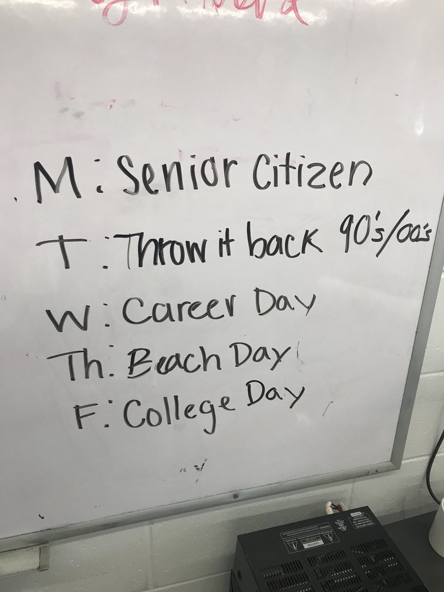 Senior Week dress up days!👵🏻👨🏼‍🎓🌊