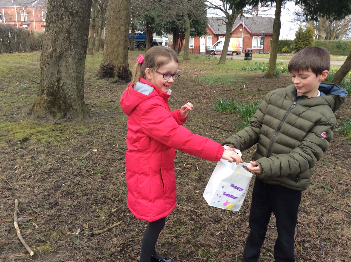 MrsChapmandps's tweet photo. Class 6 went on an Easter egg hunt with their friends from Class 10. They found lots of eggs then went to play together in the park. https://t.co/Ydi7RarOfy