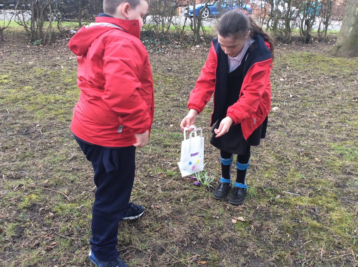 MrsChapmandps's tweet photo. Class 6 went on an Easter egg hunt with their friends from Class 10. They found lots of eggs then went to play together in the park. https://t.co/Ydi7RarOfy