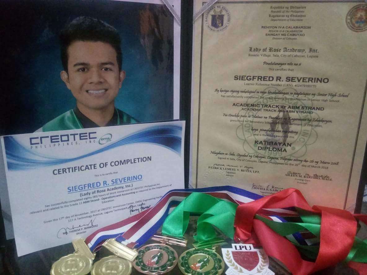 srsevv's tweet photo. The first step on my dream to become a lawyer. 11 more years to go!
#GradWaited
#SHSGraduate https://t.co/Ma8kiC13kc